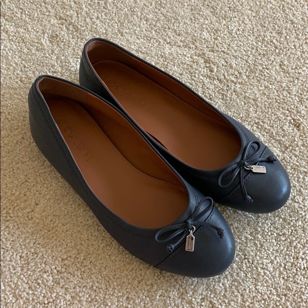 Coach size 6 leather flats